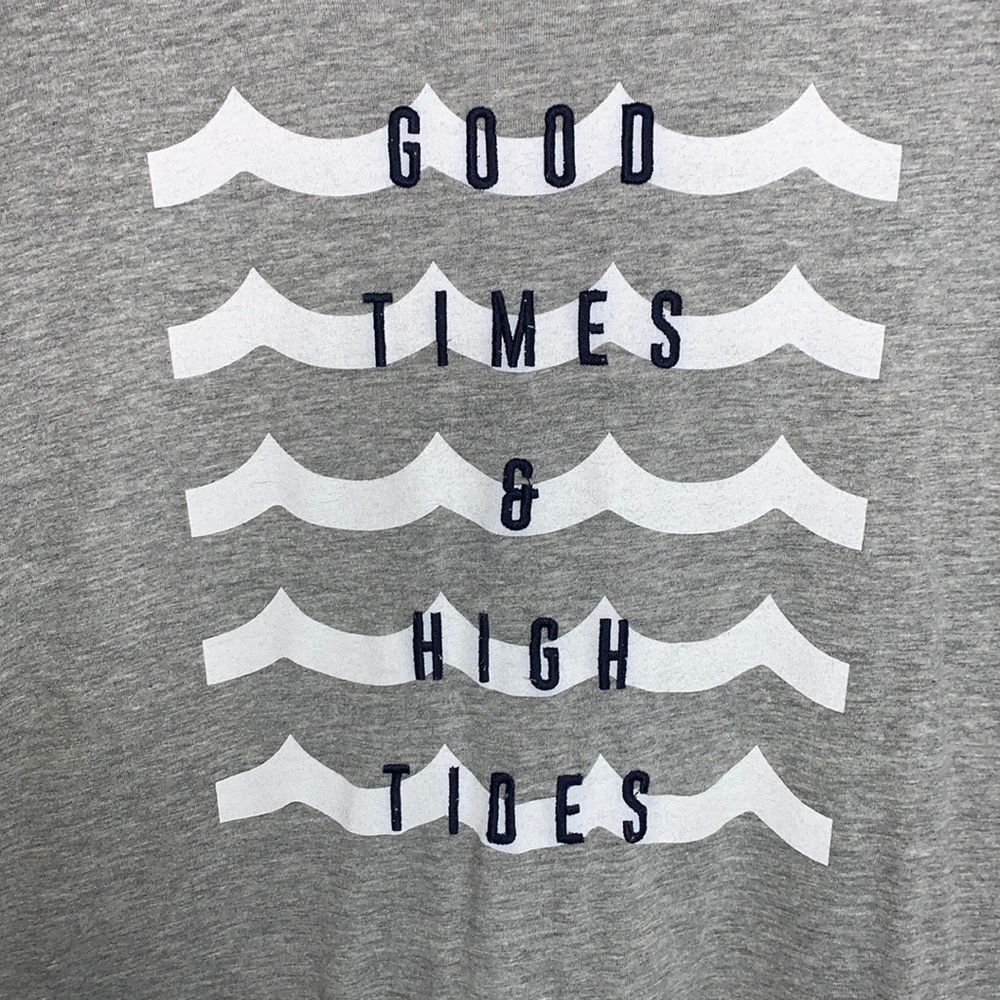 ***2/$15  Old Navy T-shirt